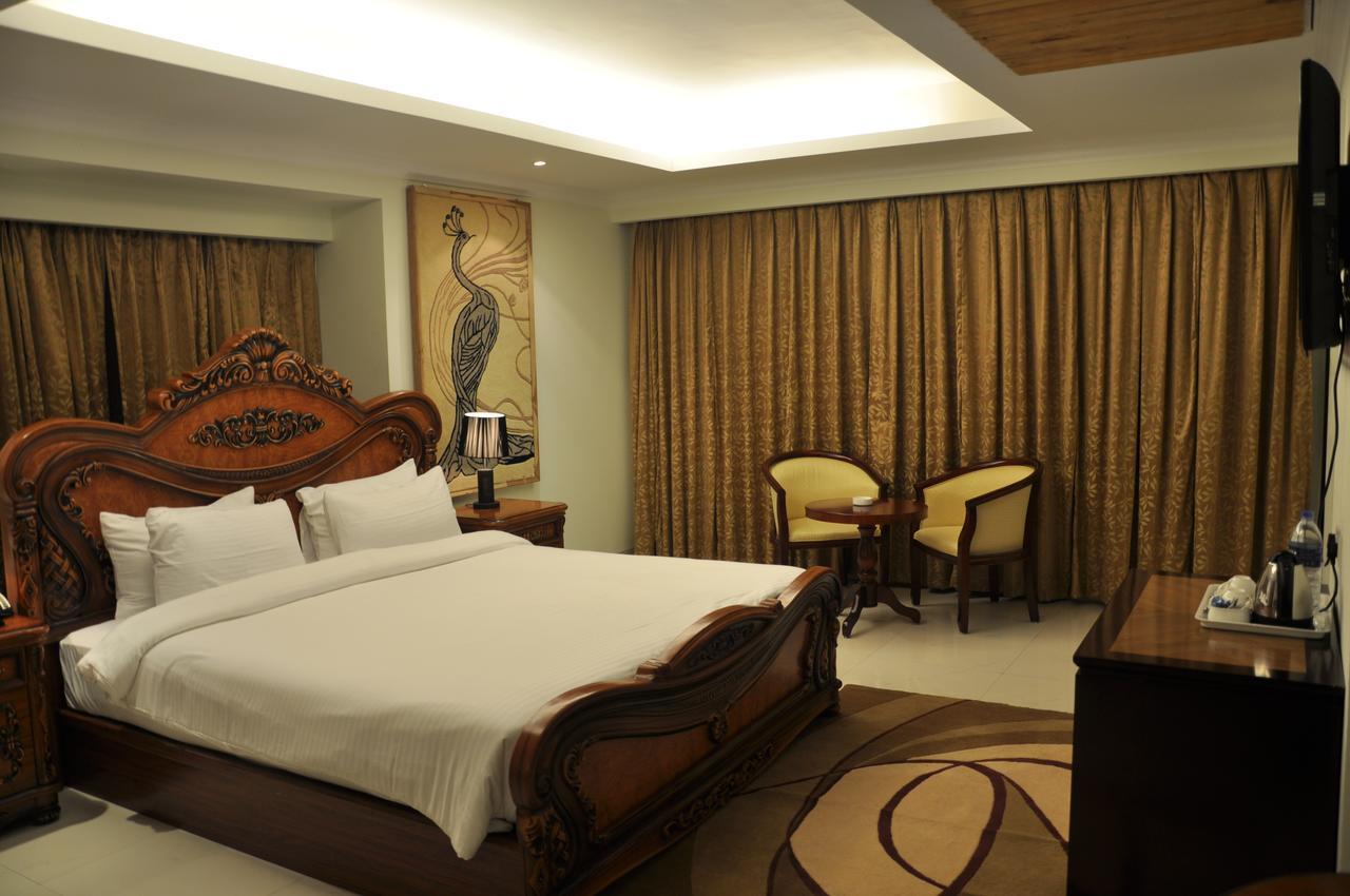 Park Prime Ranchi Hotel ภายนอก รูปภาพ